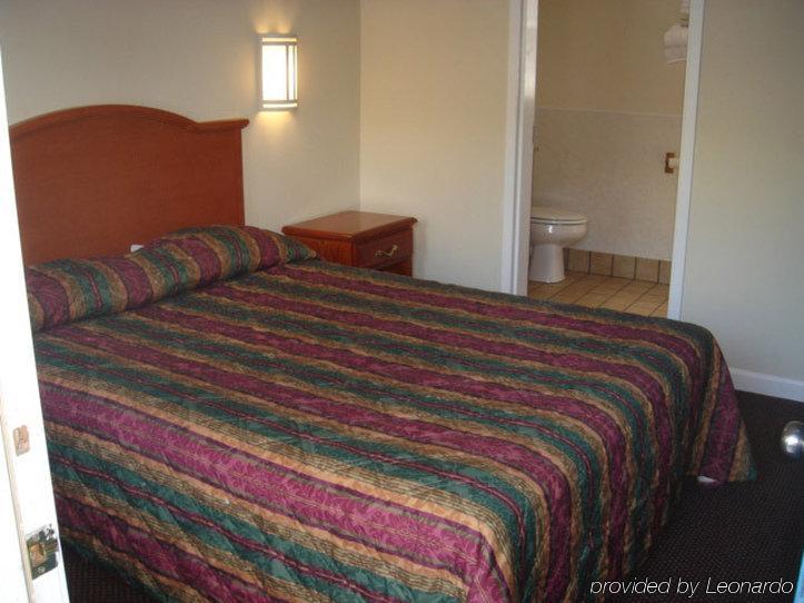Shangri-La Motel Seekonk Bilik gambar
